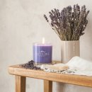 Scented aromatic candle lavender